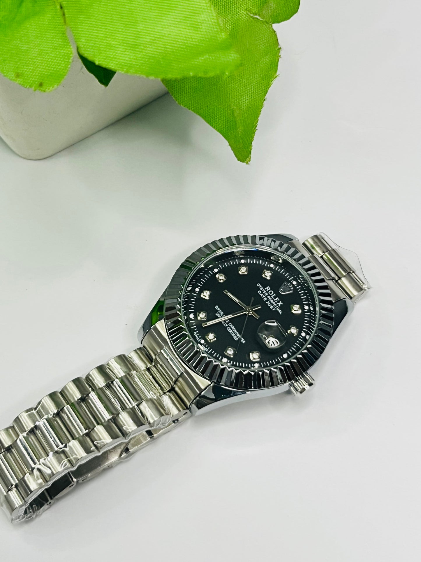 Rolex Datejust Style – Black Diamond Dial, Silver Bracelet⌚