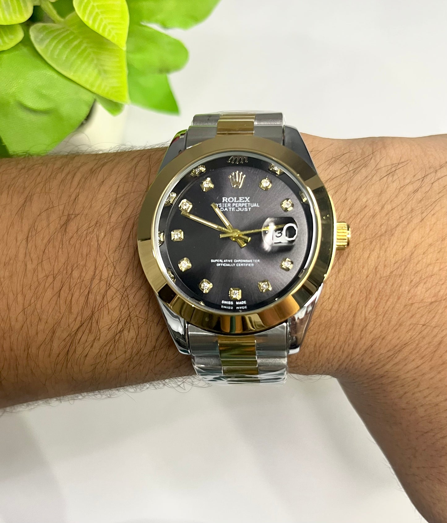Rolex Datejust Style — Black Diamond Dial, Two-Tone Gold/Silver⌚