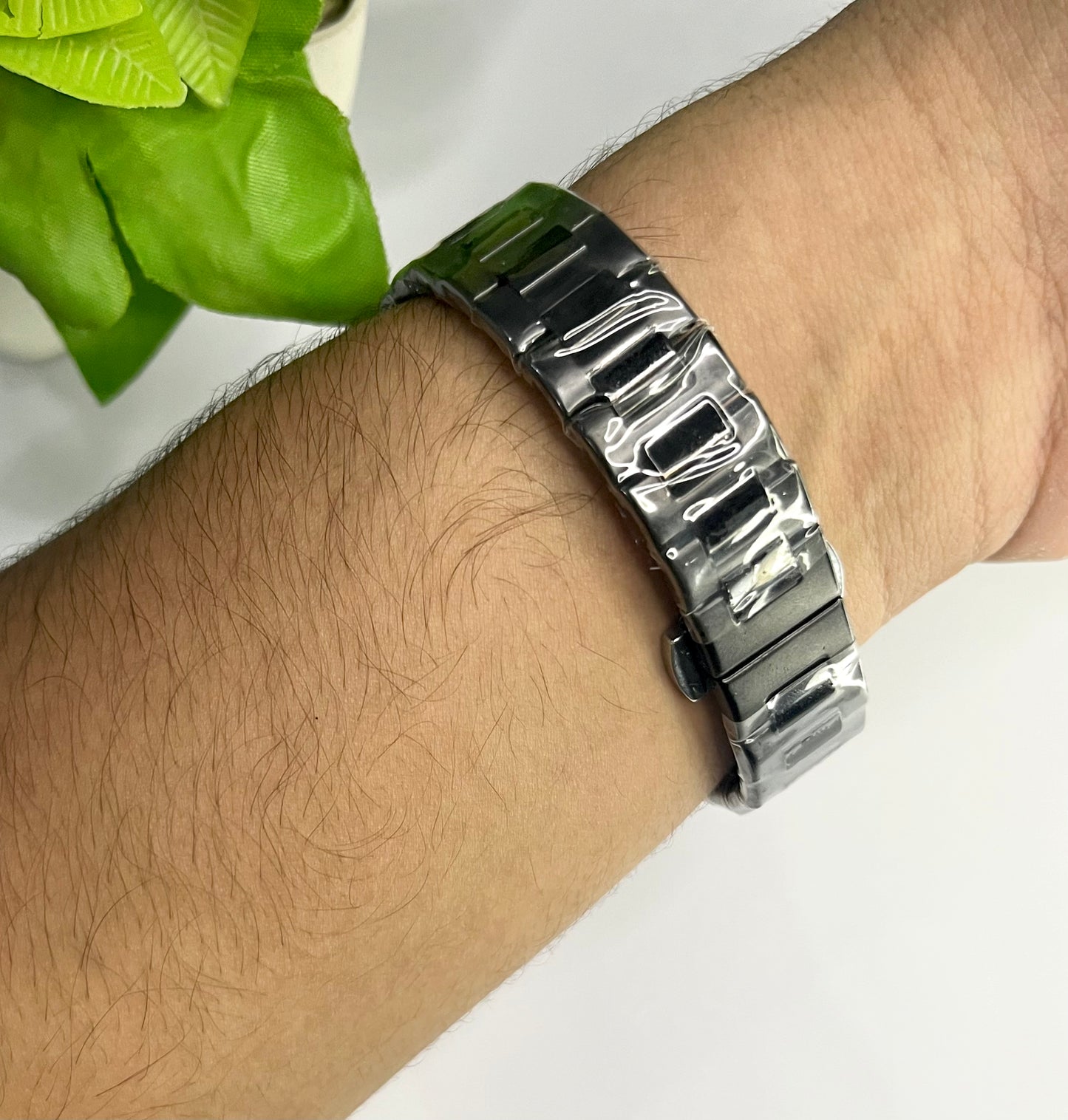 Patek Philippe Nautilus Style — Black Dial, Diamond Bezel, Black Bracelet⌚