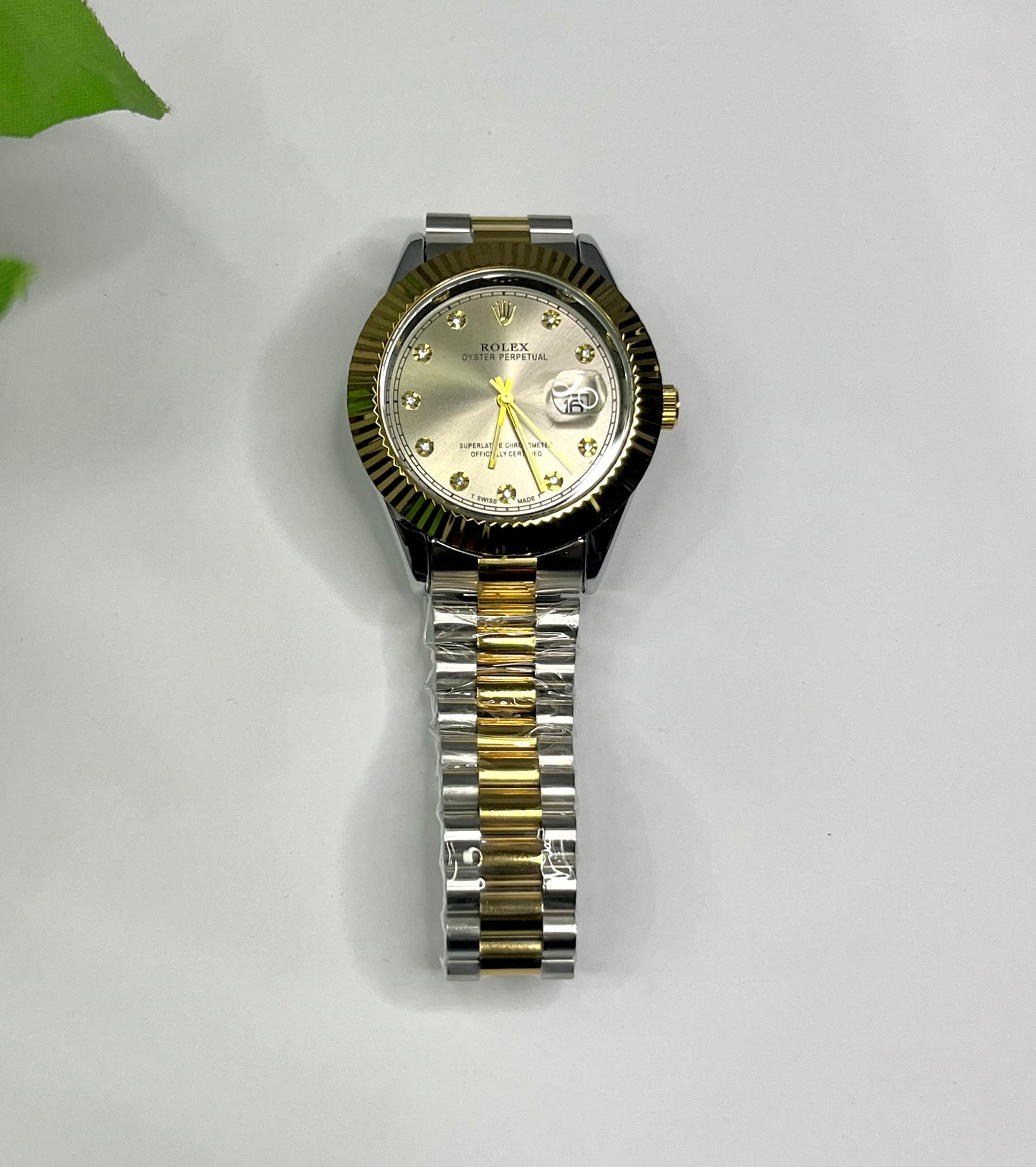 Rolex Datejust Style — Silver Diamond Dial, Two-Tone Gold/Silver Bracelet⌚
